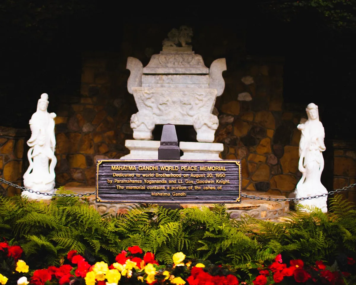 SRF Lake Shrine Meditation Center